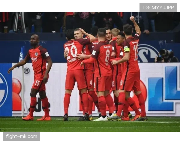 科斯蒂奇引领德甲复苏潮，助球队重燃冠军希望