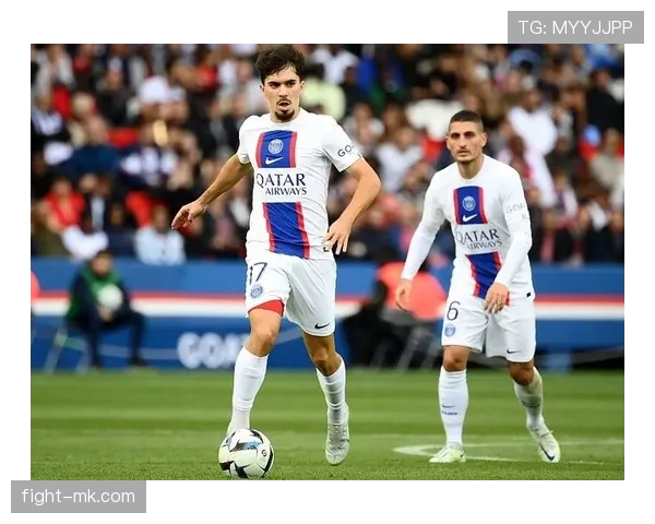 法甲冠军主力中场:维蒂尼亚的团队荣誉积累