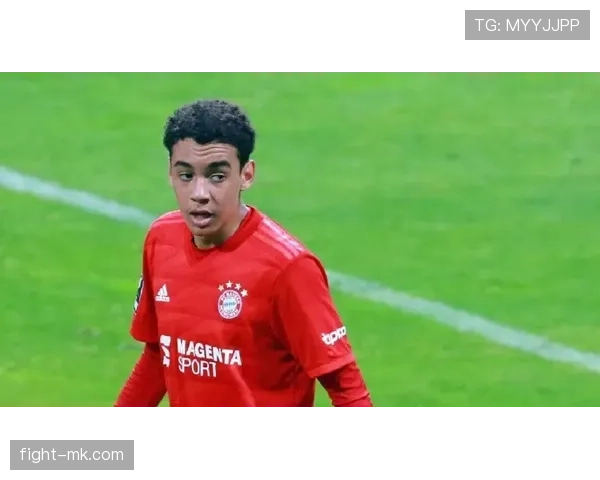 穆西亚拉：从英格兰青年队到德国国家队的关键抉择解析