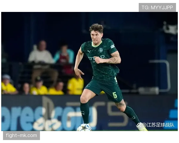 约翰·斯通斯对阵顶级豪门的稳定防守表现解析