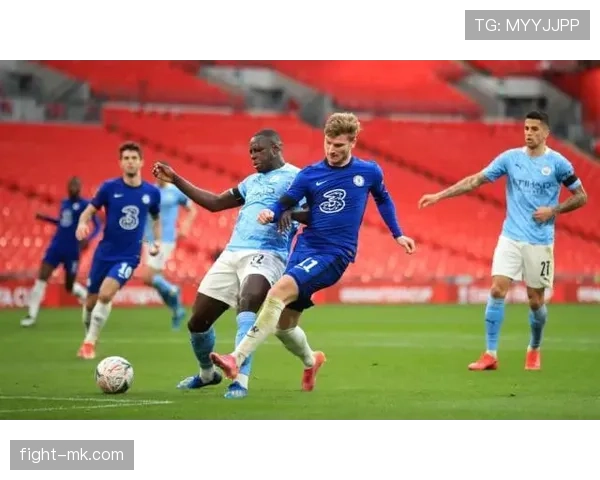 曼城多线作战体能压力增加，阶段性变化对争冠形势产生影响